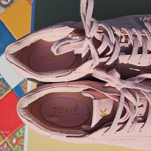 Michael Kors Smoky Rose sz.7.5 EUC - Picture 6 of 7